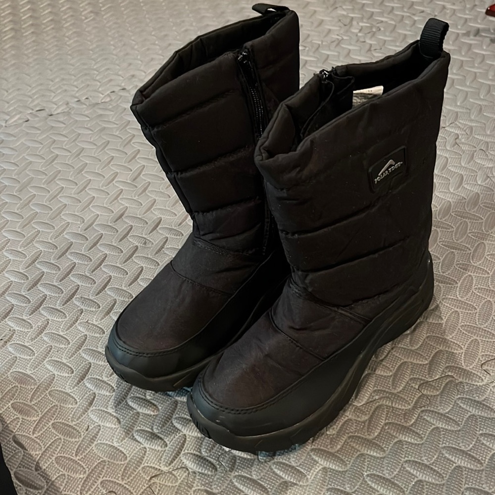 Winter boots